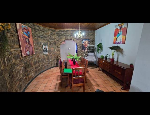 4 BEDROOM HOUSE FOR SALE IN DORANDIA